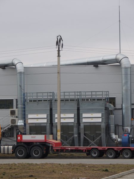 Vertical cartridges inside an ALWO VCF dust collector