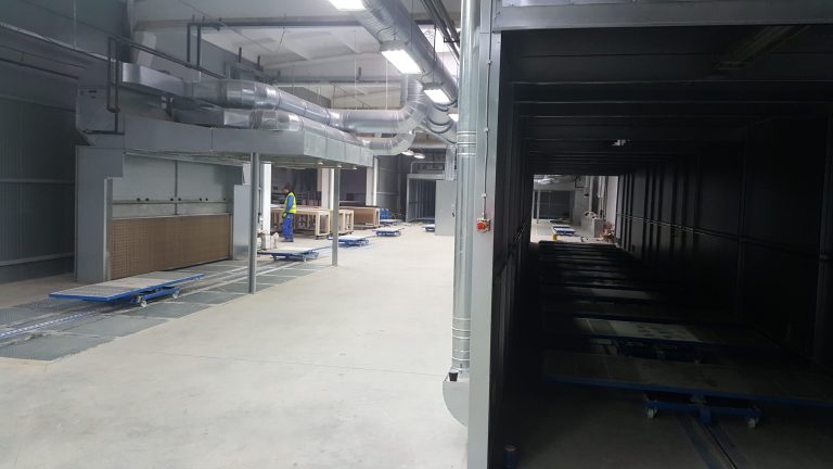 Finishing line with ALWO V extraction walls and ductwork