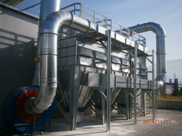 Industrial ALWO VCF cartridge filter installation