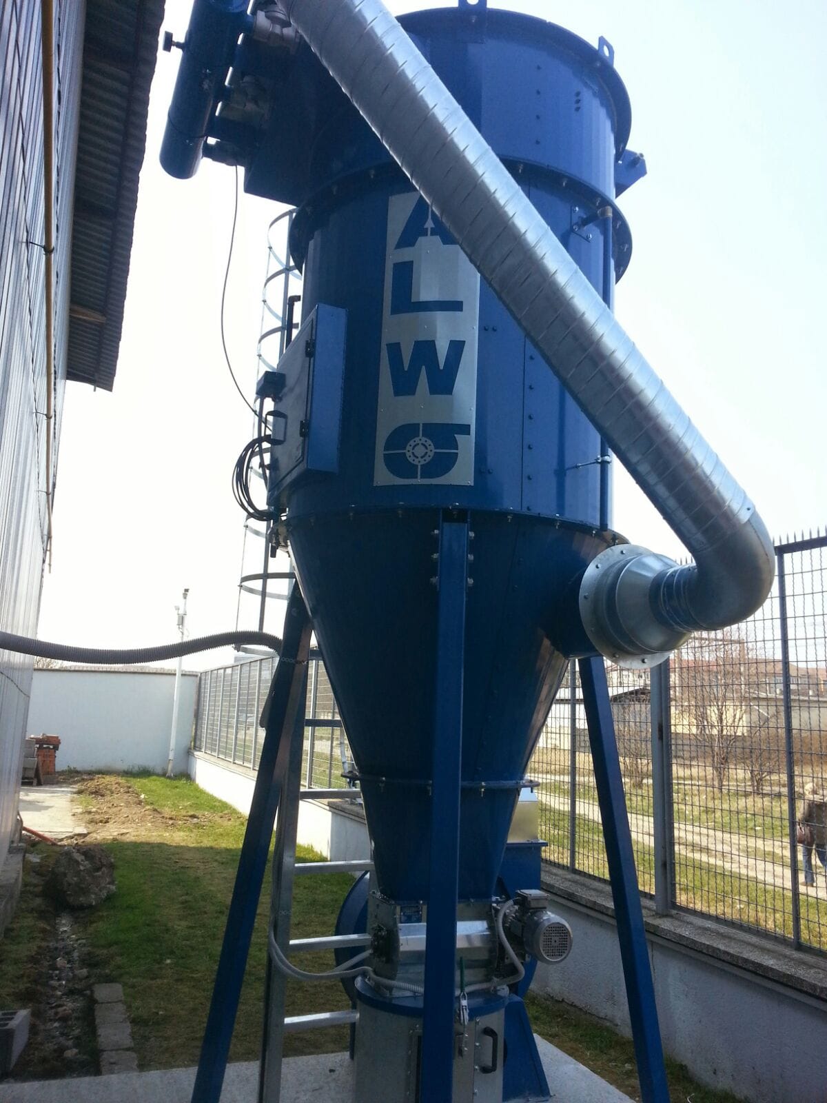 ALWO CFC cyclonic dust collector with filter cartridges