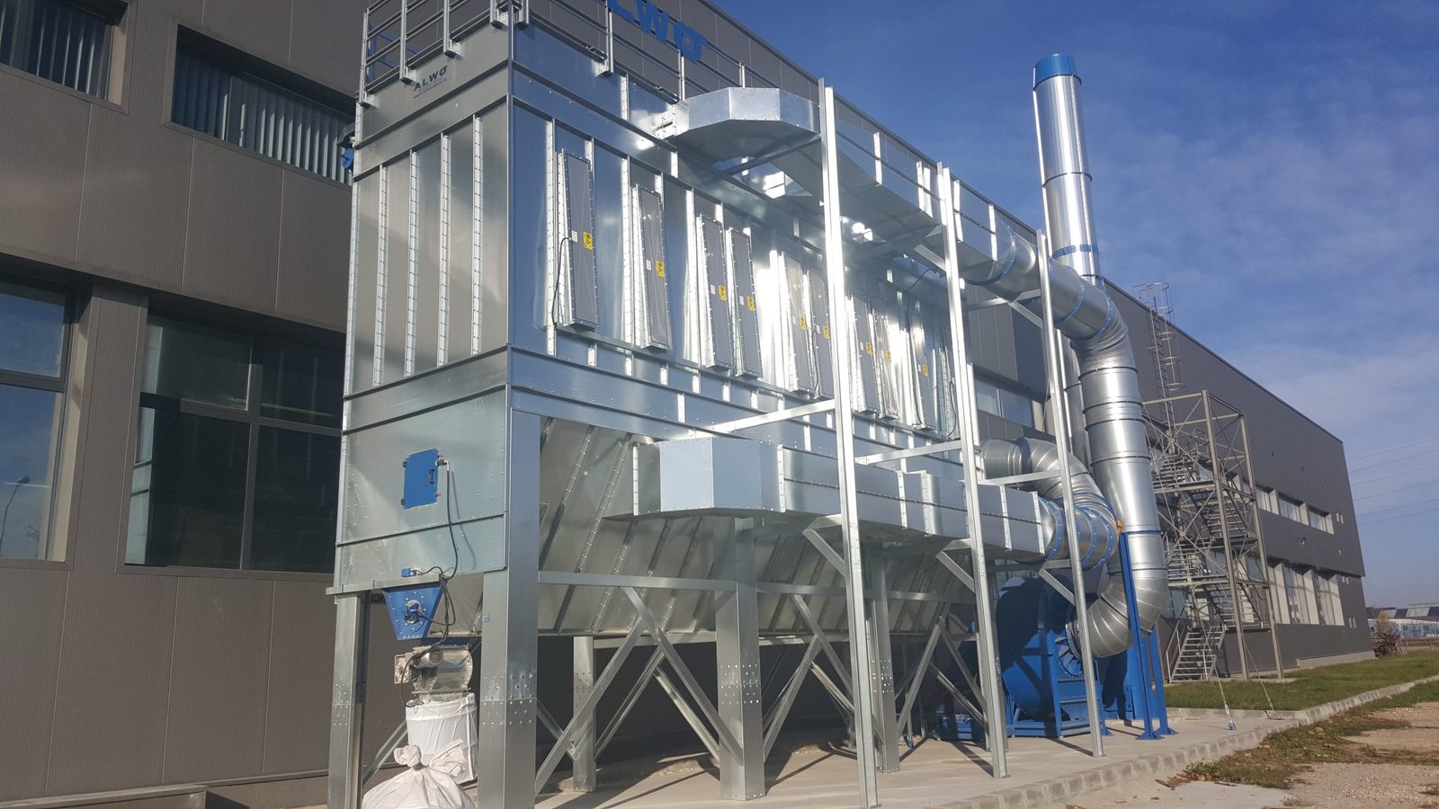 Large-capacity ALWO SFPJ centralised baghouse installation